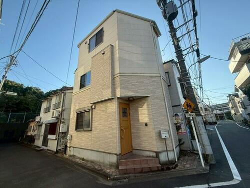 東京都品川区二葉２丁目 築19年1ヶ月 3階建