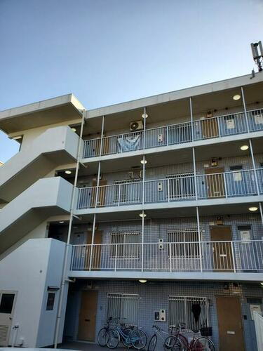 クレセントベイ