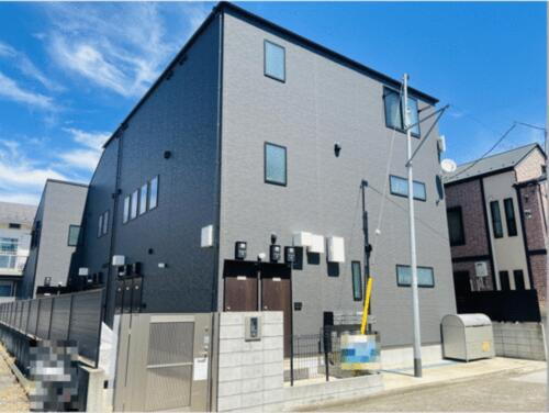 東京都中野区江原町２丁目 3階建 築4年2ヶ月