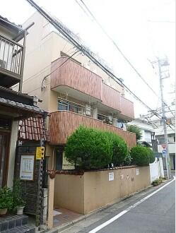 東京都世田谷区太子堂５丁目 地上4階地下1階建 築45年3ヶ月