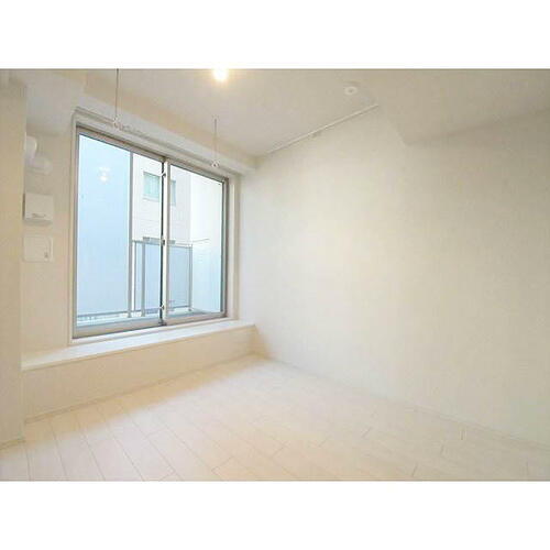 神奈川県横浜市中区蓬莱町２丁目 賃貸マンション