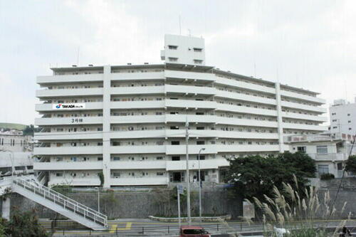 沖縄県那覇市首里末吉町３丁目 築51年8ヶ月 8階建