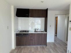 兵庫県宝塚市亀井町 築34年12ヶ月 3階建