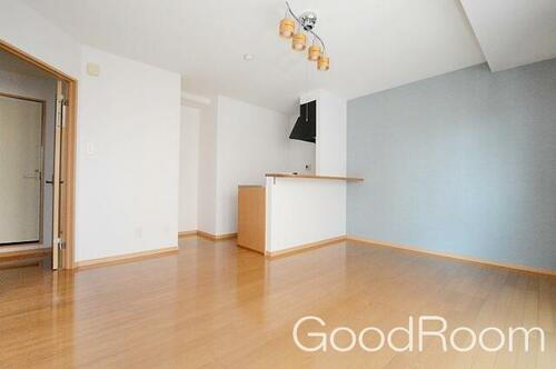 徳島県小松島市金磯町 賃貸マンション