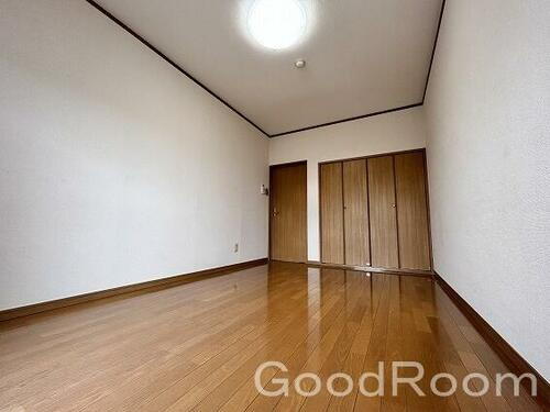 徳島県小松島市大林町字岩戸 築29年9ヶ月 3階建