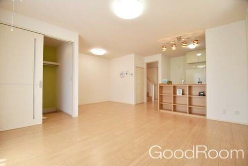 徳島県徳島市八万町夷山 2階建 築14年7ヶ月