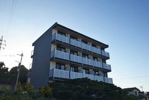 福岡県福岡市城南区西片江２丁目 賃貸マンション