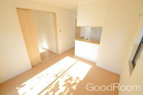 徳島県小松島市中田町字土持 賃貸アパート