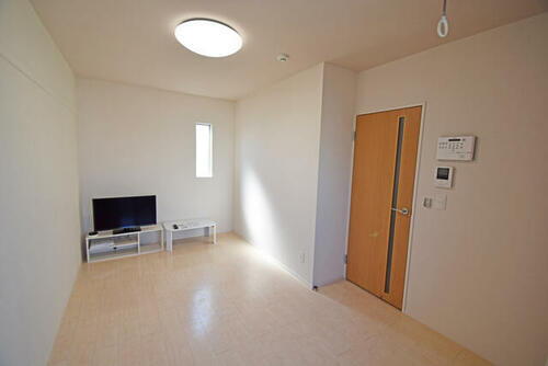 クレイノＳうめのき１６