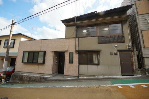 修多羅２丁目３番貸戸建