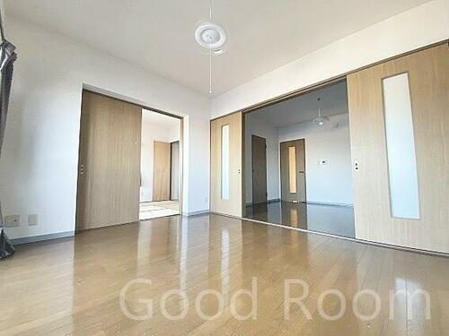 徳島県小松島市横須町 築28年9ヶ月 3階建