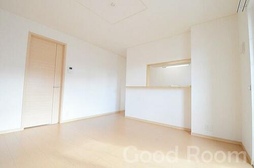 徳島県小松島市大林町字金岡 築16年4ヶ月 2階建