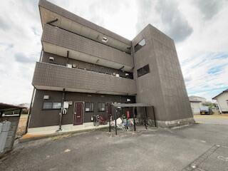 群馬県佐波郡玉村町大字上新田 3階建 築29年11ヶ月