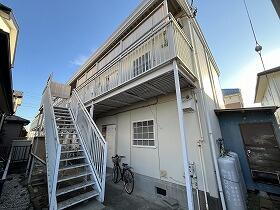 埼玉県北足立郡伊奈町栄３丁目 築37年4ヶ月 2階建