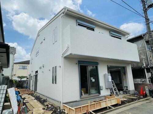 アン・ファス目白