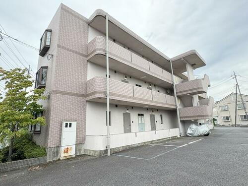 埼玉県三郷市彦音１丁目 賃貸マンション