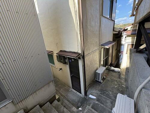 兵庫県神戸市長田区西丸山町３丁目 築64年4ヶ月 地上2階地下1階建