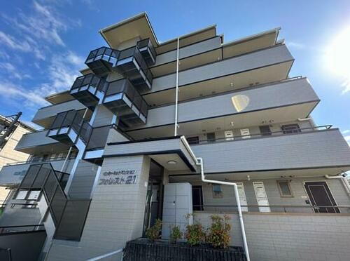 高知県香美市土佐山田町楠目 賃貸マンション