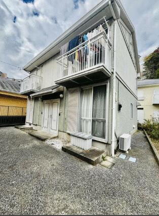 神奈川県横須賀市吉倉町２丁目 テラスハウス