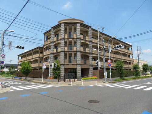 埼玉県吉川市美南５丁目 賃貸マンション