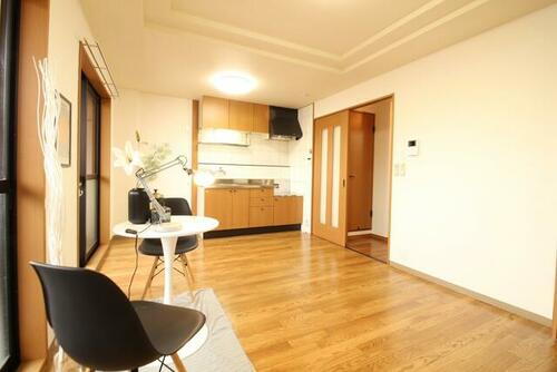 岐阜県養老郡養老町飯田 築23年7ヶ月 2階建