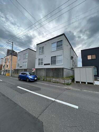 北海道札幌市白石区北郷五条３丁目 賃貸アパート