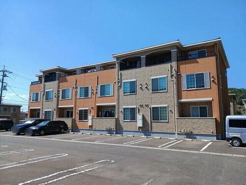 広島県福山市大門町４丁目 3階建 築12年11ヶ月