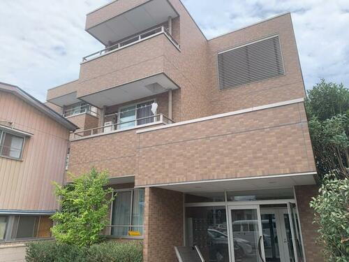 群馬県高崎市若松町 築17年7ヶ月 3階建