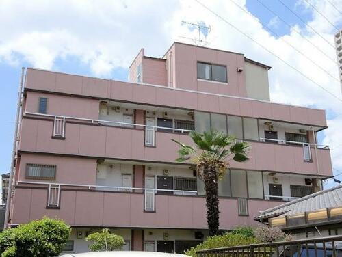 埼玉県さいたま市中央区下落合４丁目 築37年11ヶ月 3階建