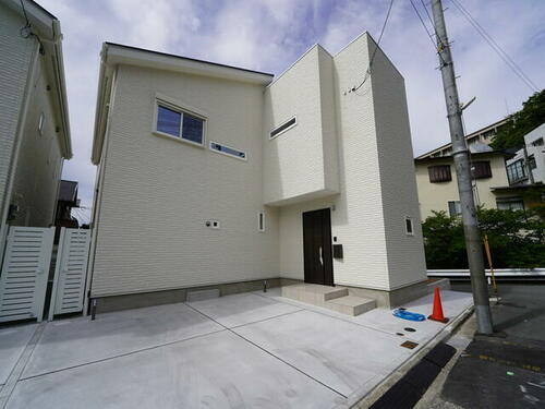 兵庫県神戸市東灘区御影山手５丁目 築2年8ヶ月 2階建