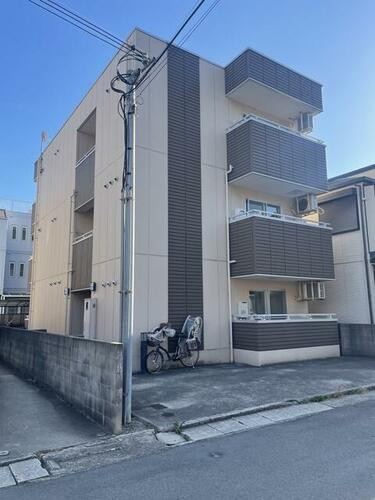 Ｍ’ｓ　ｃｏｕｒｔ