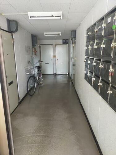 北海道札幌市白石区東札幌四条３丁目 築36年10ヶ月 4階建