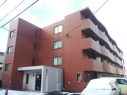 北海道札幌市東区北八条東３丁目 築25年9ヶ月 4階建