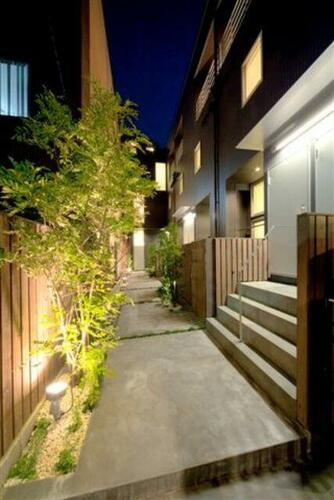 東京都品川区北品川３丁目 3階建 築14年10ヶ月