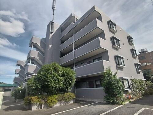 クレセント向台 5階建