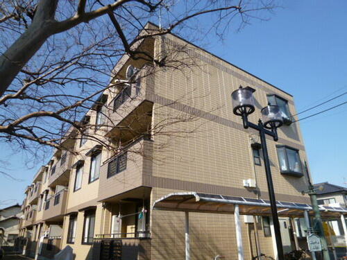 ヴァンベール北浦和 3階建