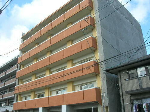 ウィンズウッド 6階建