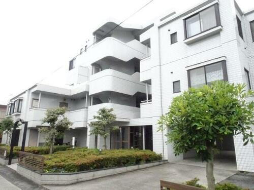シャトーブリアーン 4階建