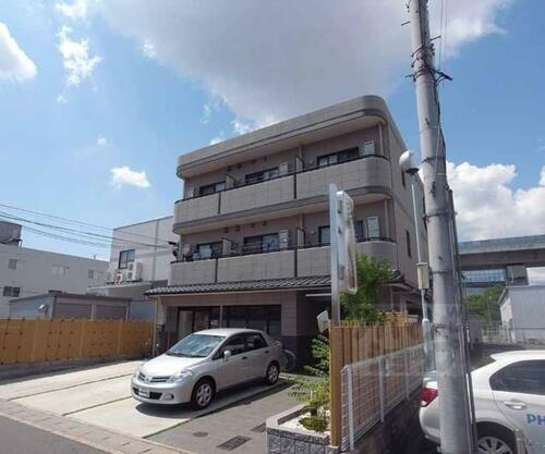 孝寿荘 3階建