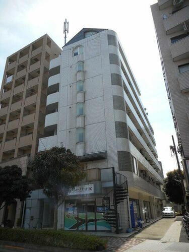 アーバンコア鹿野 7階建