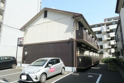 パイン・コート