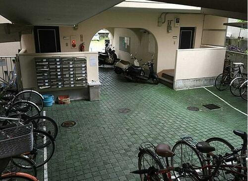 熊本県熊本市中央区黒髪５丁目 賃貸マンション