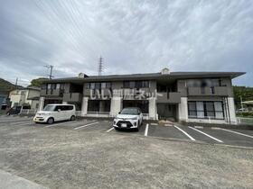 愛媛県松山市別府町 賃貸アパート