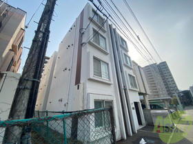 北海道札幌市中央区南六条西１８ 4階建 築10年5ヶ月