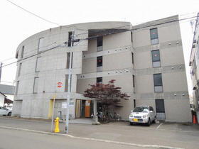 北海道札幌市東区北三十五条東１ 4階建 築35年8ヶ月