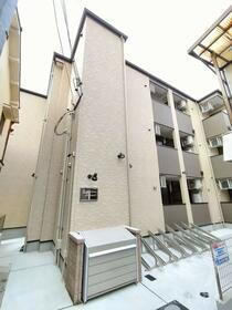 大阪府大阪市西淀川区野里２ 3階建 築1年7ヶ月