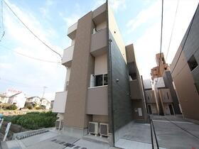 愛知県名古屋市守山区鳥羽見２ 2階建 築9年9ヶ月