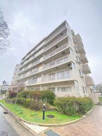 兵庫県西宮市小松南町３ 賃貸マンション