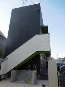 兵庫県尼崎市東難波町４ 2階建 築9年7ヶ月