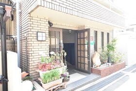 兵庫県神戸市中央区宮本通６ 5階建 築38年3ヶ月